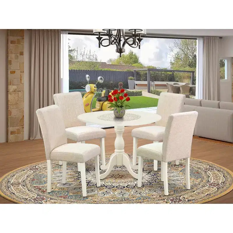 Ensemble de salle à manger moderne 5 pièces HomeStock Belmont – 1 table de salle à manger à rallonges et 4 chaises de salle à manger en tissu lin beige clair – Finition blanc lin