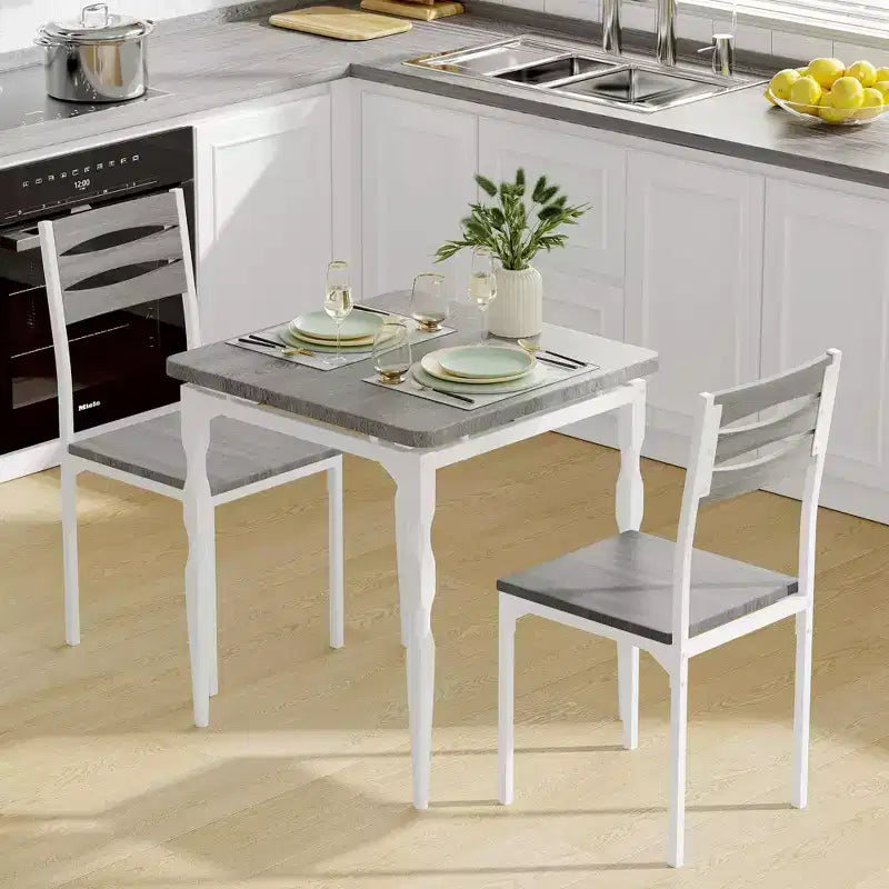 Ensemble de salle à manger 3 pièces pour 2, ensemble de table de cuisine de 27 pouces avec pieds en spirale, table et chaises de cuisine carrées en bois, table de petit-déjeuner peu encombrante pour la cuisine