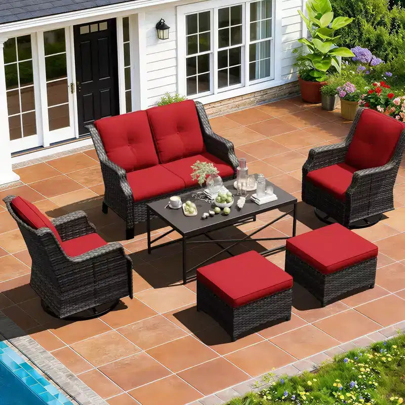 Salon de jardin UPTIOT avec canapé, fauteuils à bascule, poufs et table basse pour un confort relaxant dans le jardin.