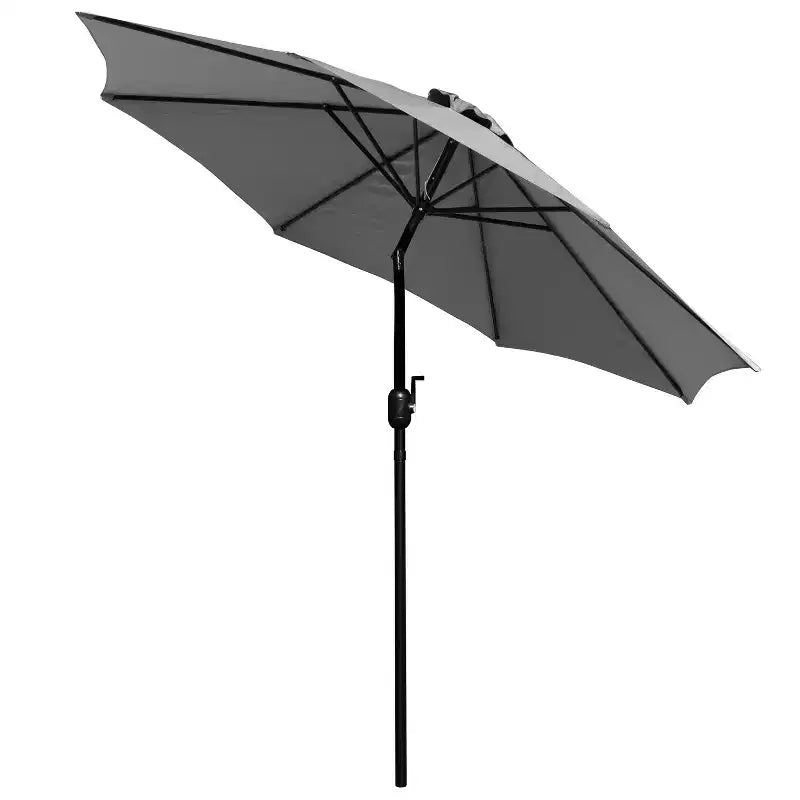 Ensemble de salle à manger Merrick Lane Seven en teck synthétique pour patio avec table, quatre chaises club, parasol de 2,74 m et base