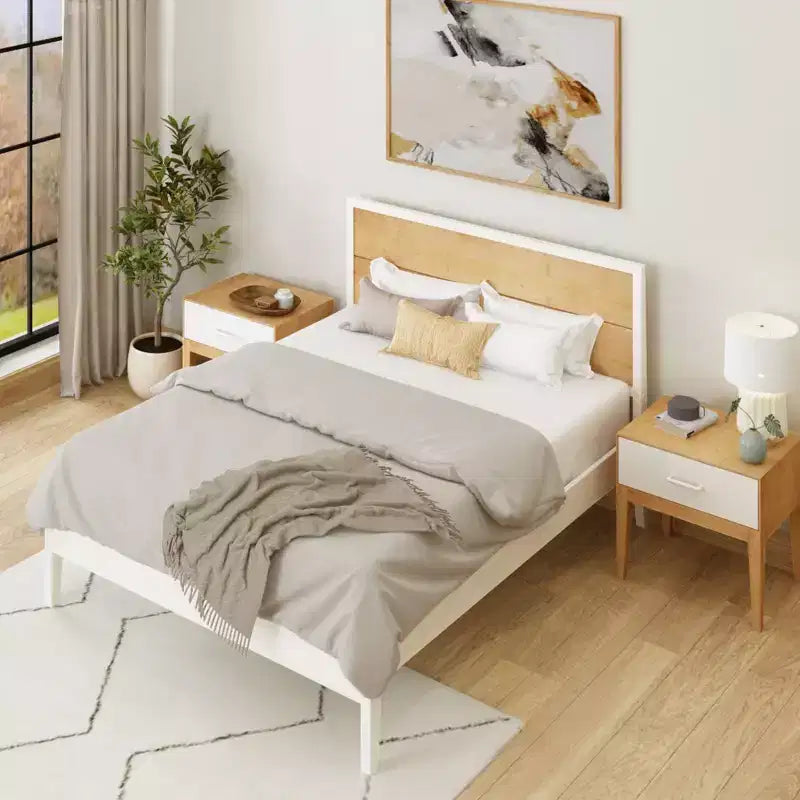 Ensemble de chambre double en bois massif Plank+Beam avec 2 tables de chevet, blanc/bouleau