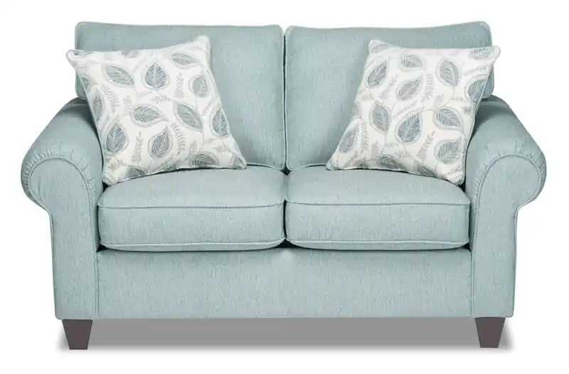 Causeuse en chenille faite au Canada 64 po avec bras roulés et coussins décoratifs – beige écru